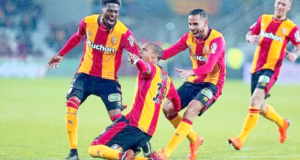 关于集结日法国杯焦点战，广东宏远扳平良机，震撼外界，更衣室氛围转暖的信息