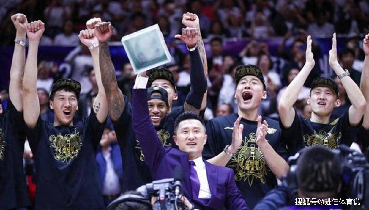 关于集结日法国杯焦点战，广东宏远扳平良机，震撼外界，更衣室氛围转暖的信息