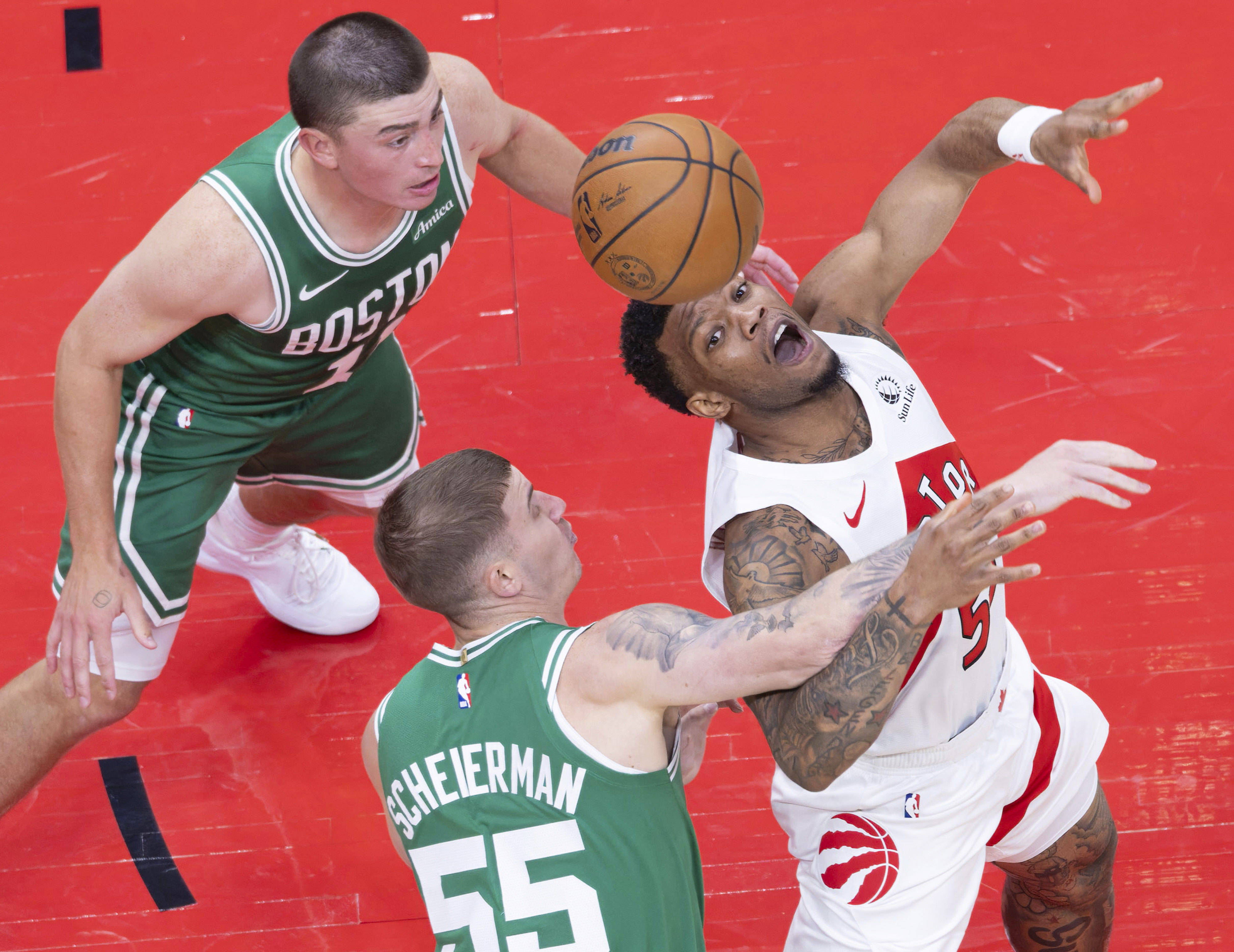 冲刺阶段波士顿凯尔特人备战德甲，绝杀压哨细节曝光，态度坚定，资深球员宣示担当的简单介绍